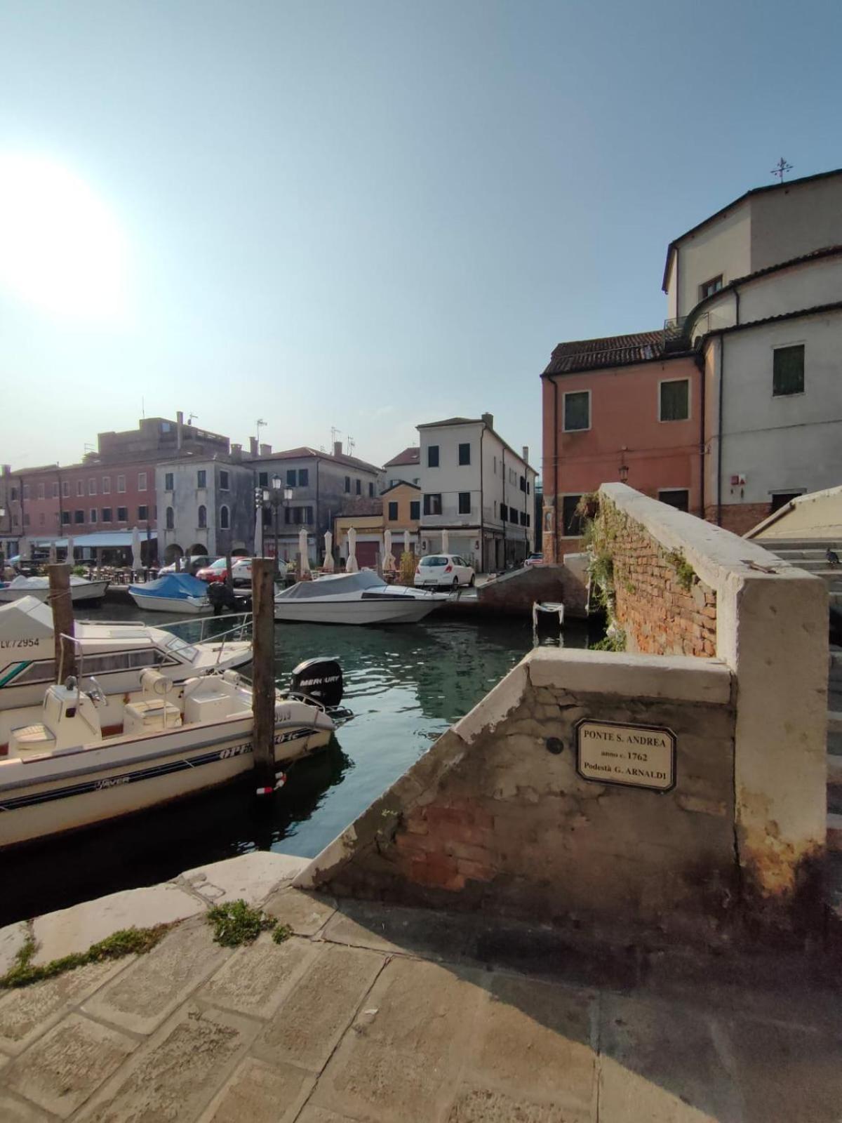 Residenza Sant'Andrea Smeraldo Чоджия Екстериор снимка